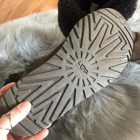 Brown Bailey Ugg’s - Picture 5 of 5